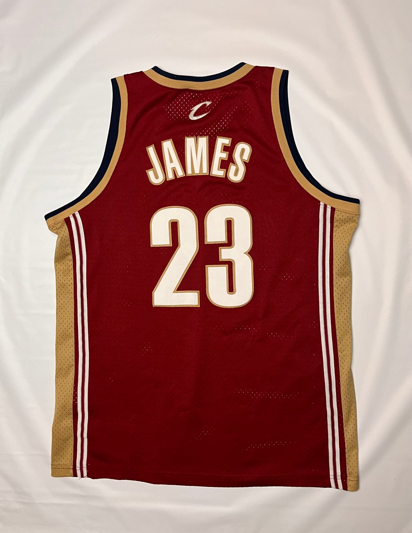 (L) Nike Cleveland Cavaliers LeBron James Jersey