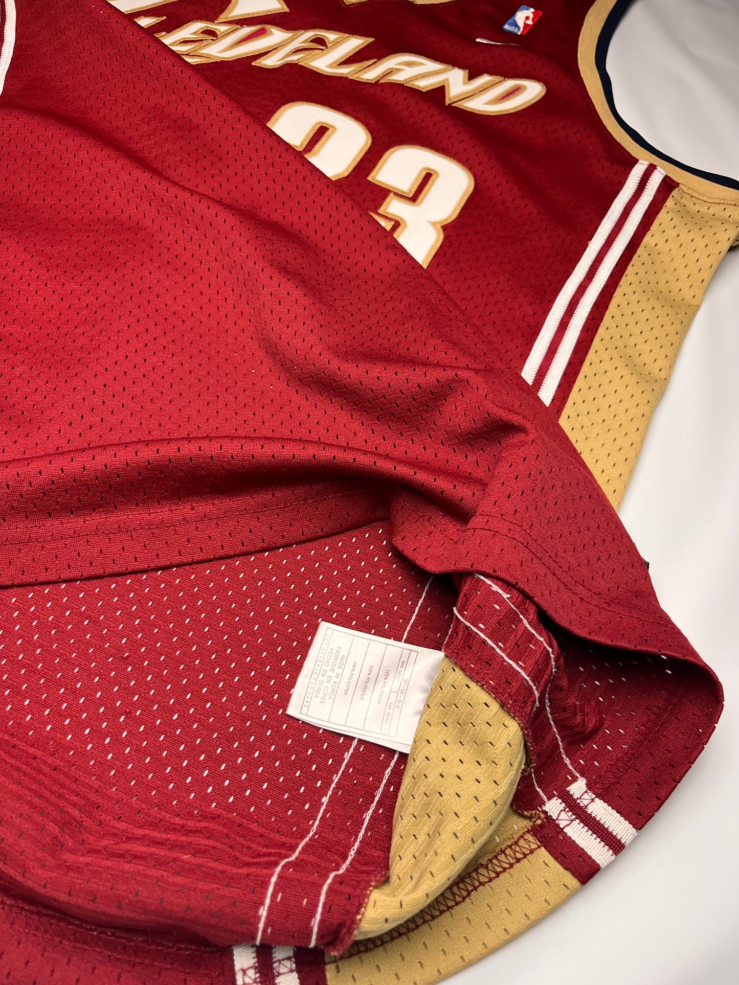 (L) Nike Cleveland Cavaliers LeBron James Jersey
