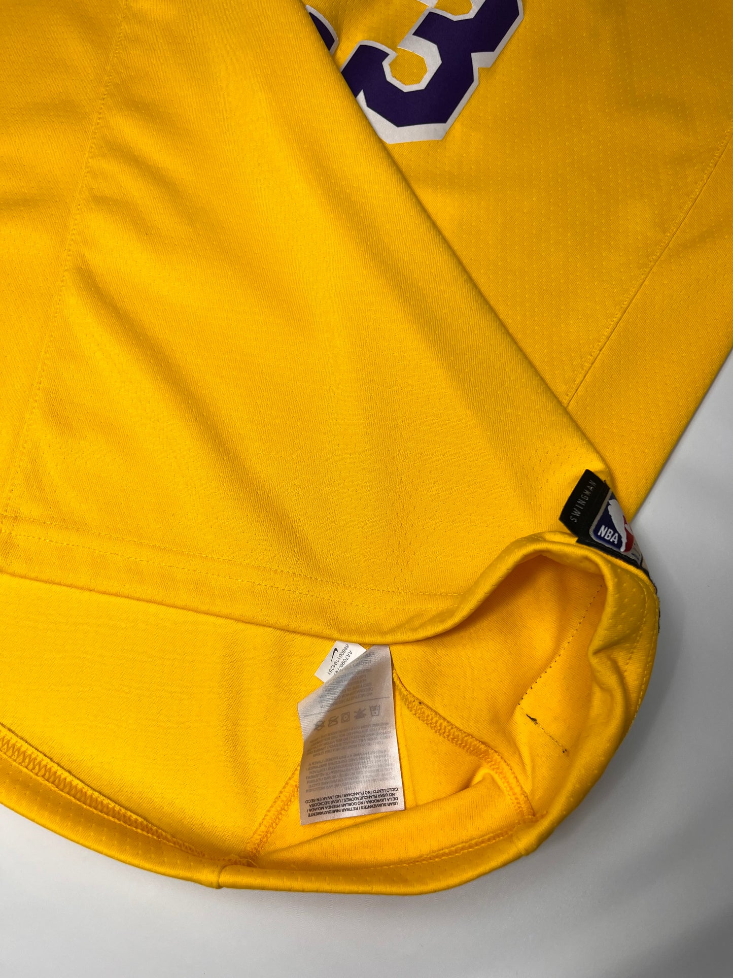 (S) Lakers LeBron James Jersey