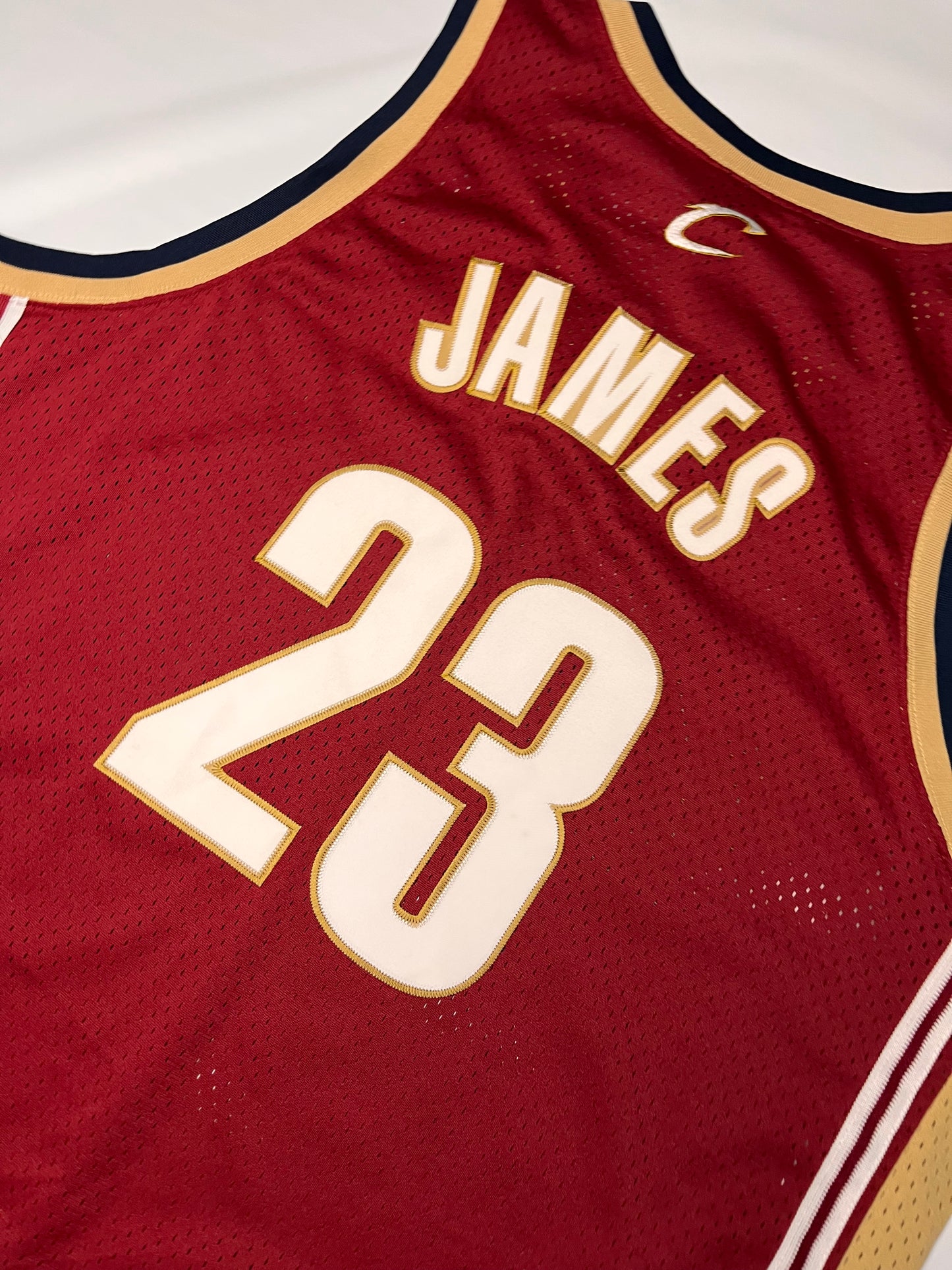 (2XL) Cleveland LeBron James Jersey