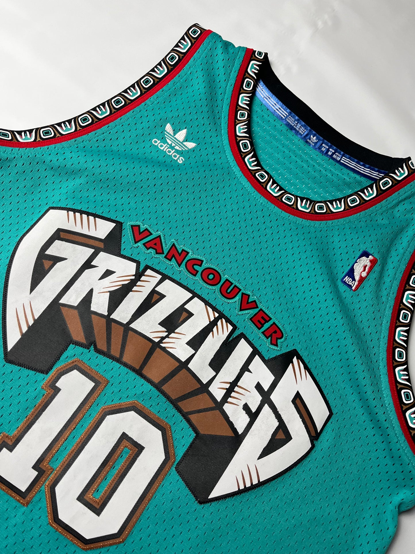 (M) Vancouver Grizzlies Mike Bibby Jersey