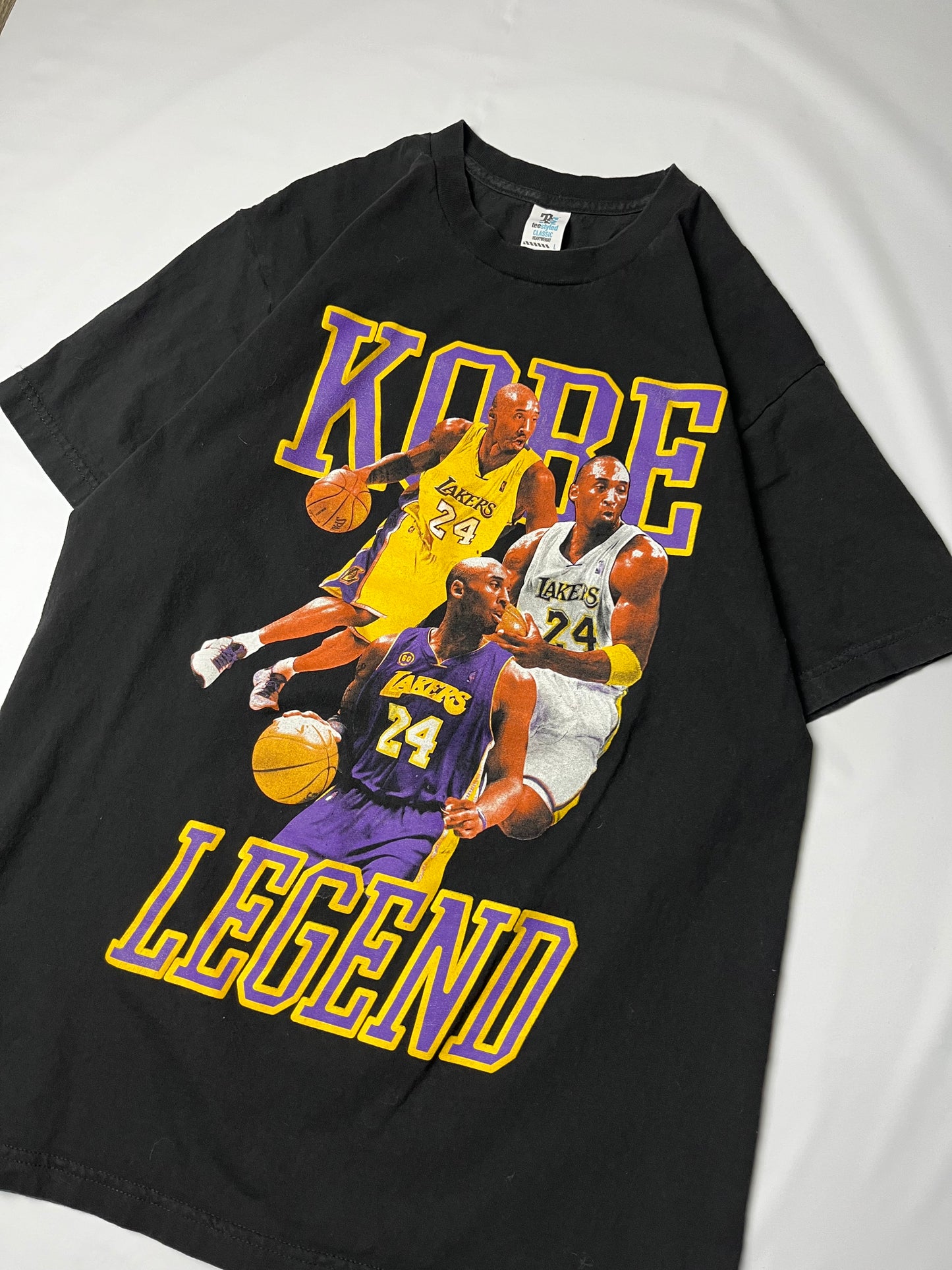 (L) Kobe Bryant T shirt