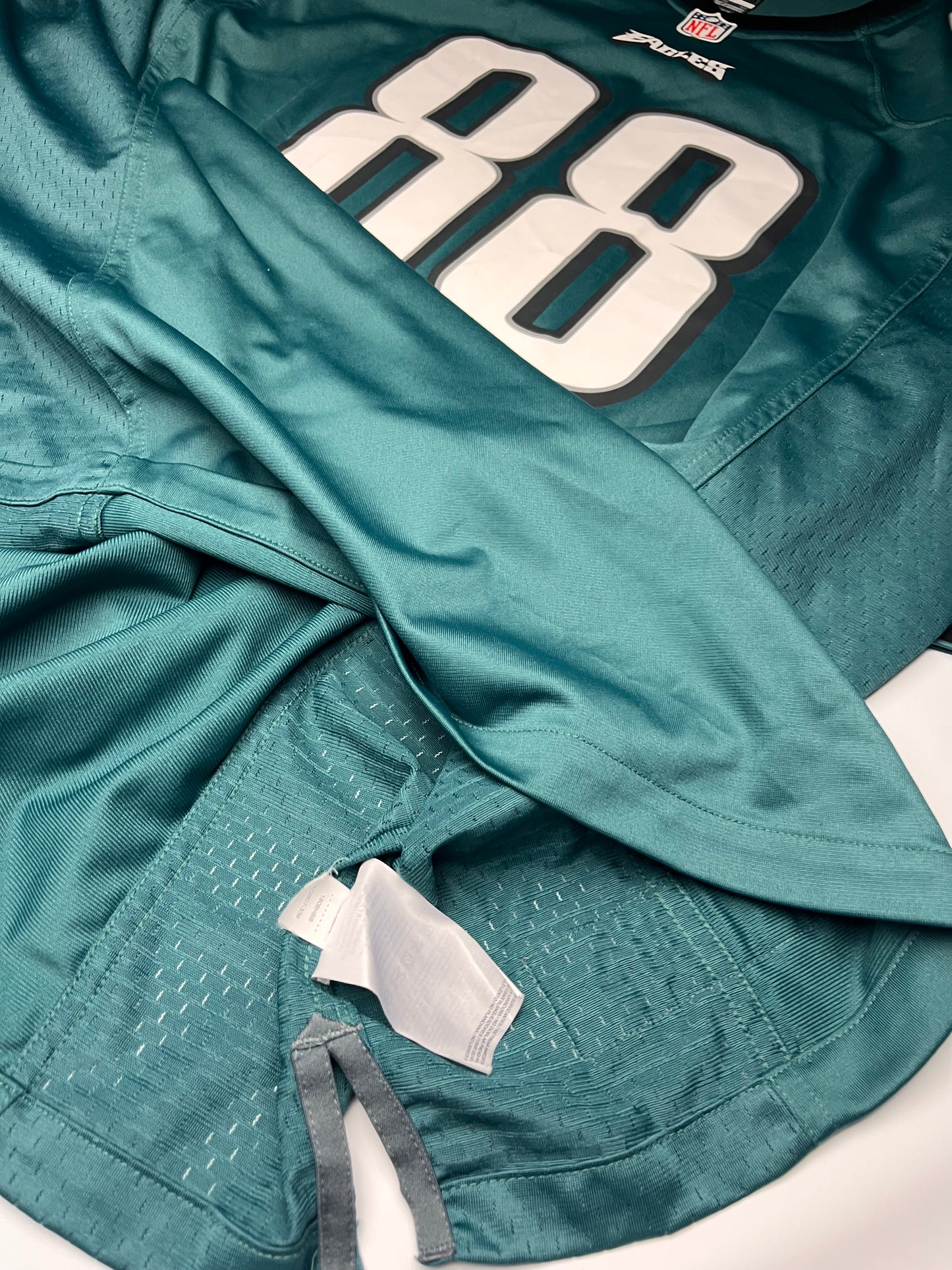 (3XL) Nike Philadelphia Eagles Dallas Goedert Jersey