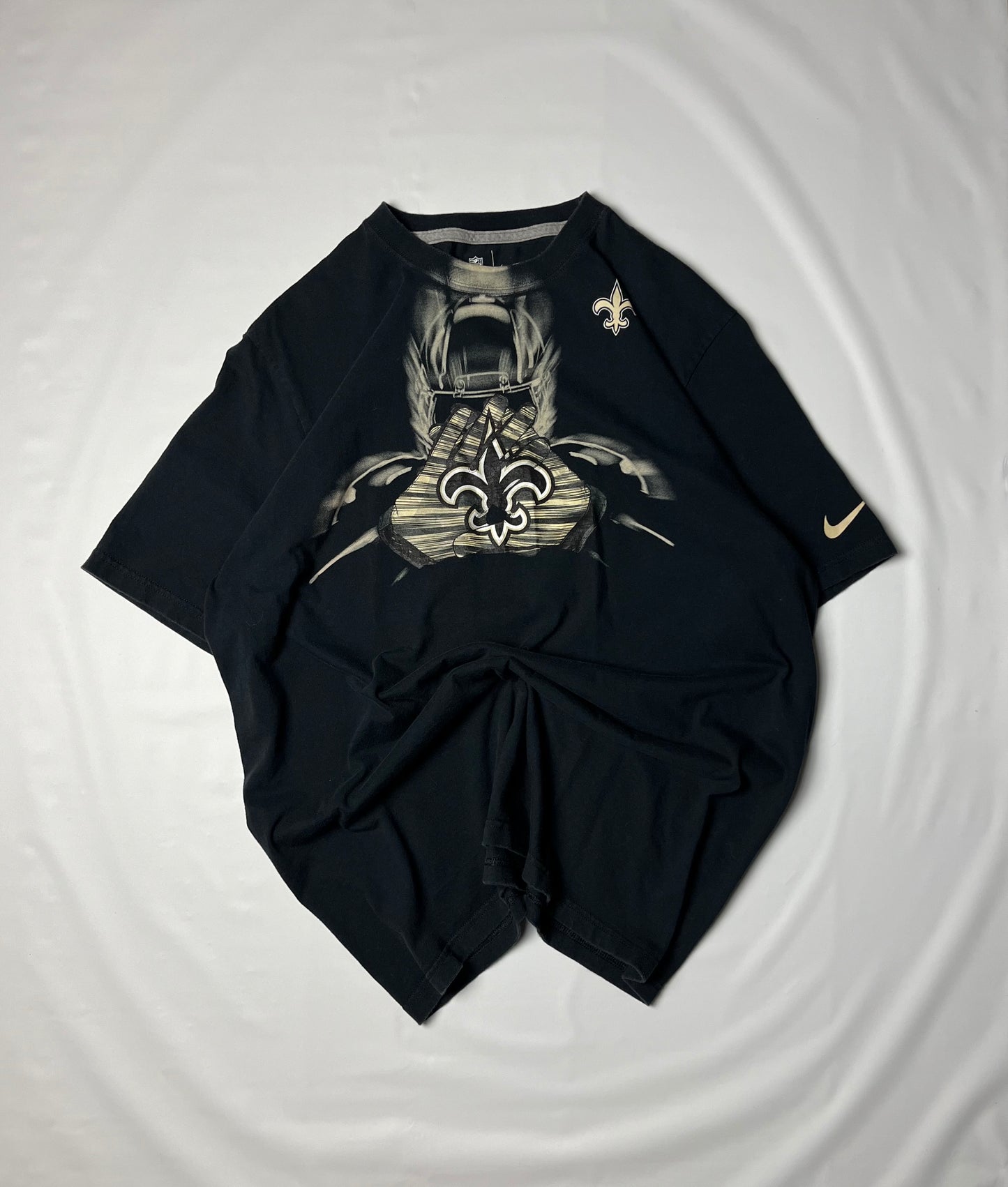 (XL) NFL Saints T shirt