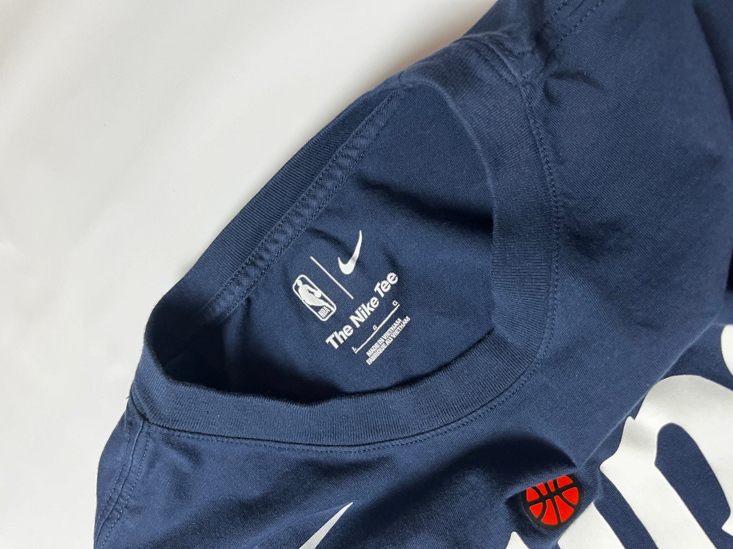 (L) kawhi Leonard t shirt