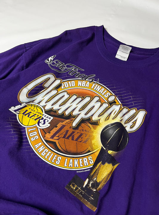 (2XL) Lakers T shirt