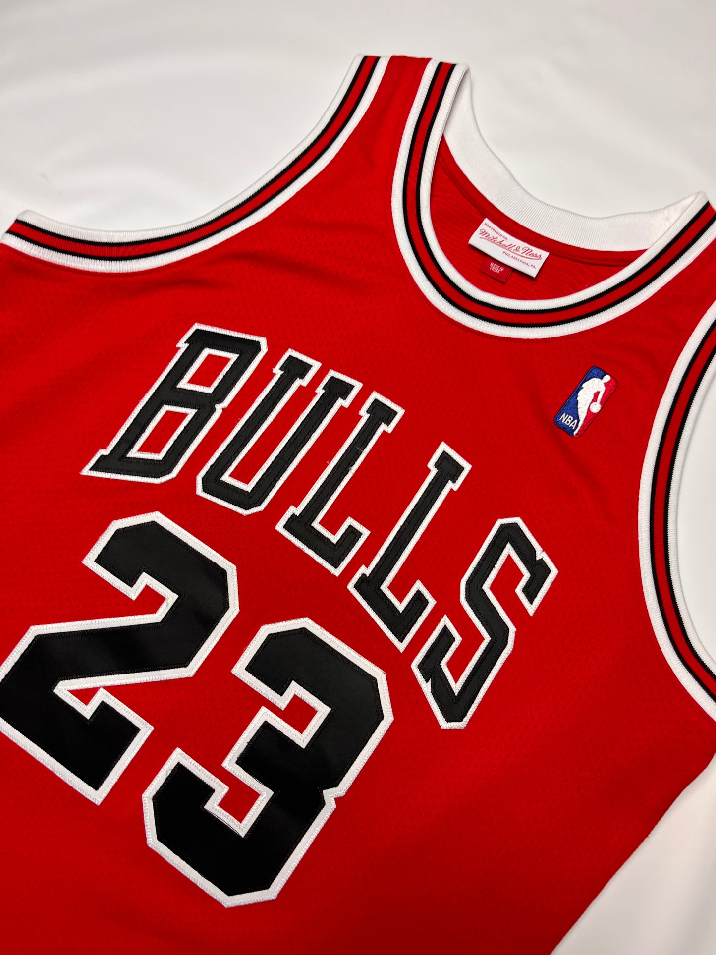 (M) Mitchell & Ness Bulls Michael Jordan Jersey