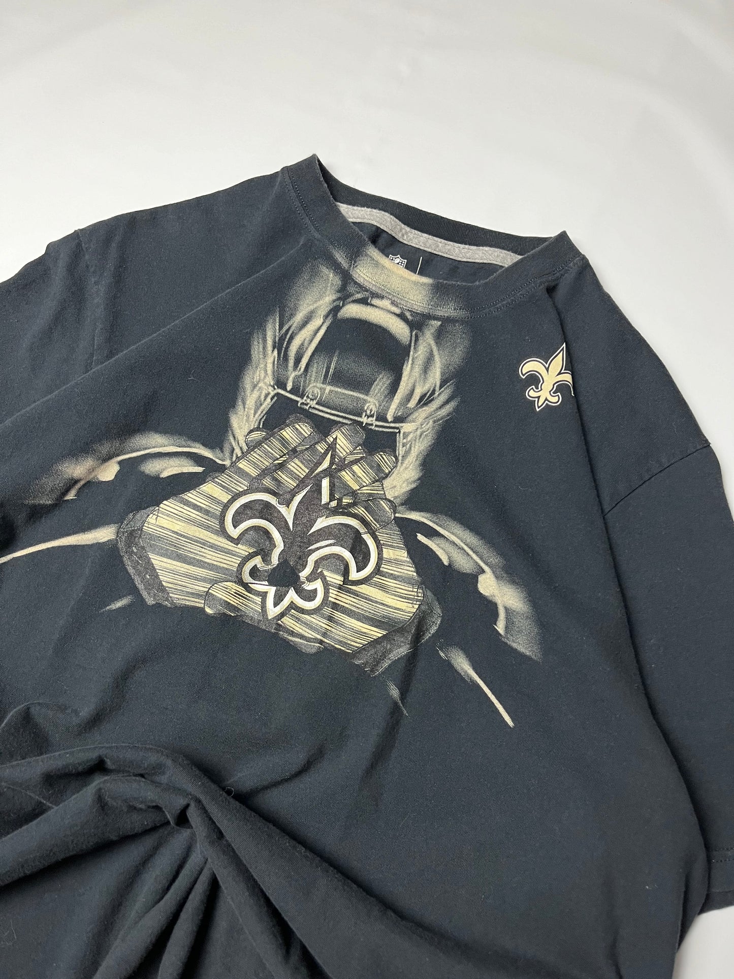(XL) NFL Saints T shirt