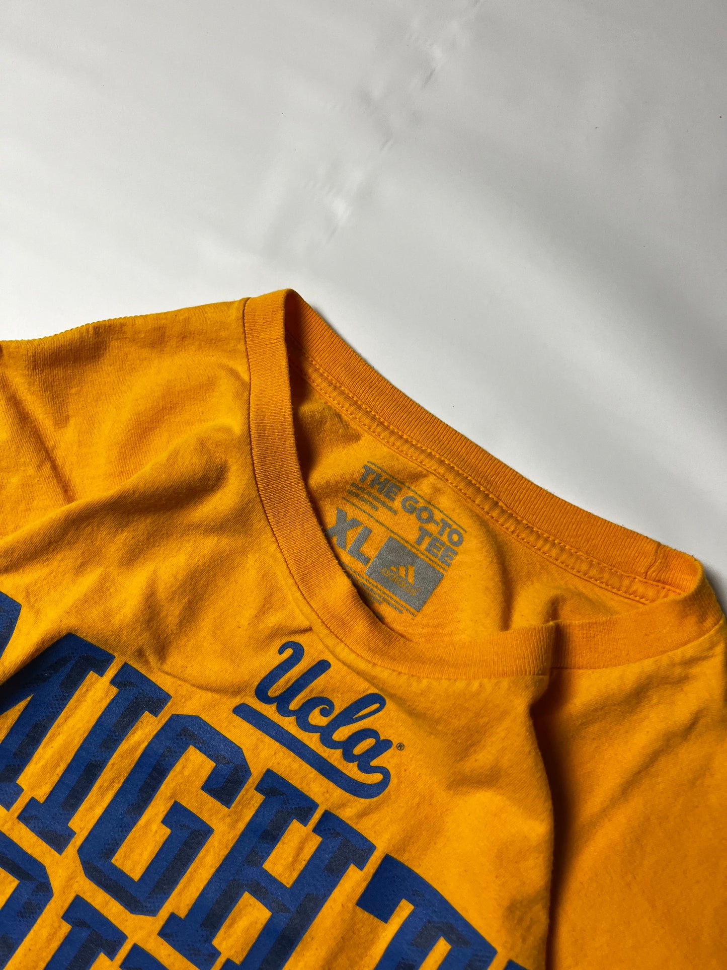 (XL) UCLA T shirt