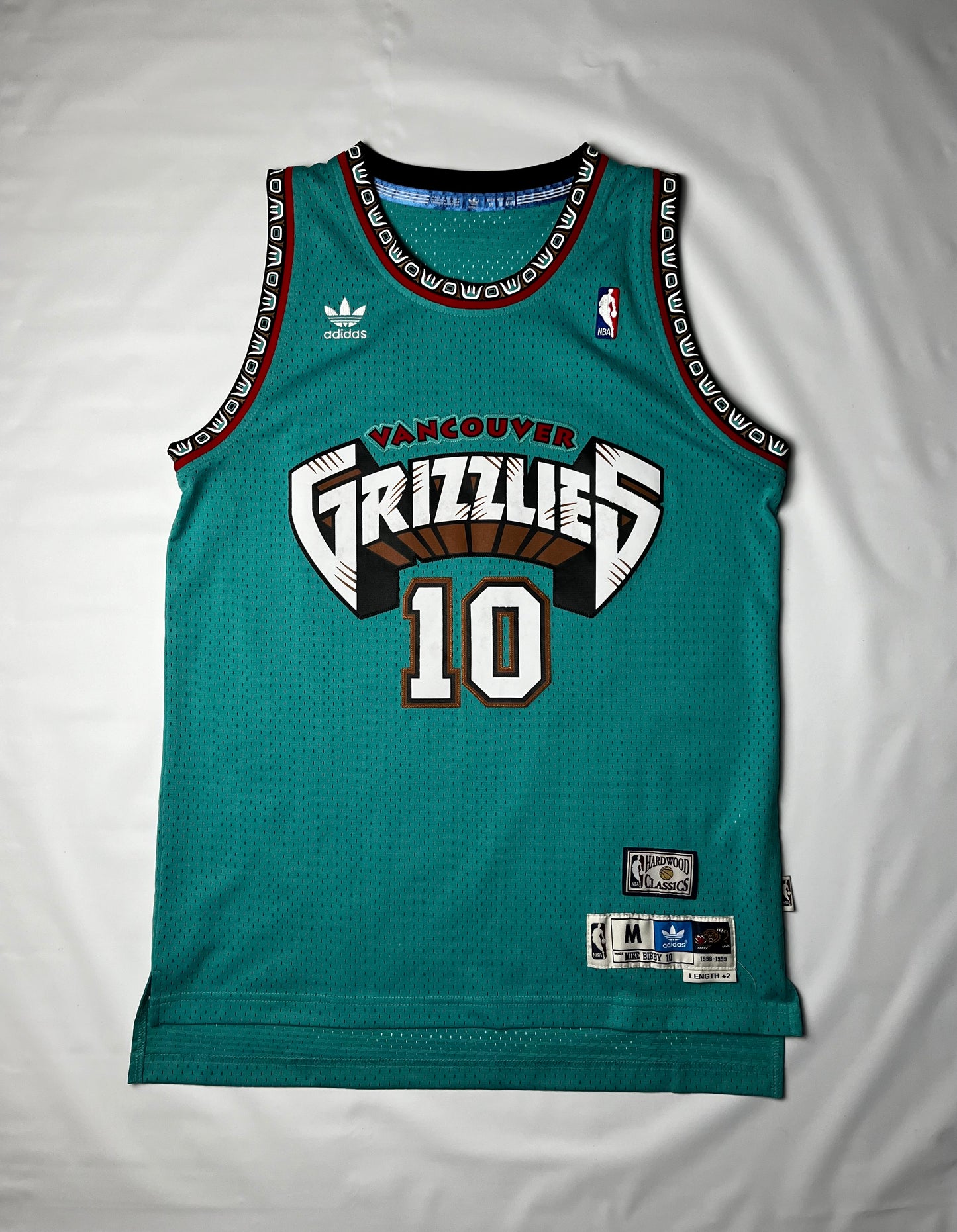 (M) Vancouver Grizzlies Mike Bibby Jersey
