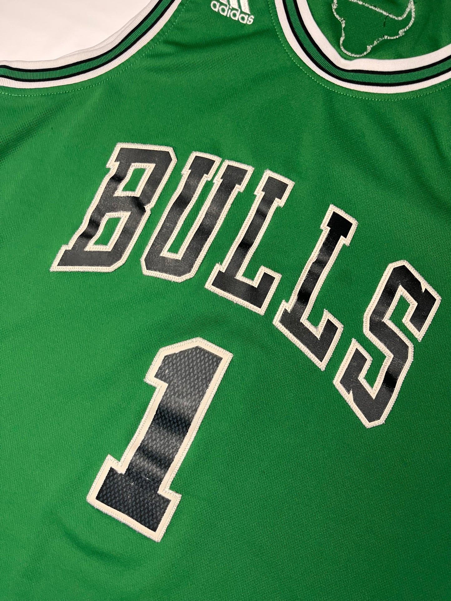(S) Adidas Chicago Bulls Derrick Rose Jersey