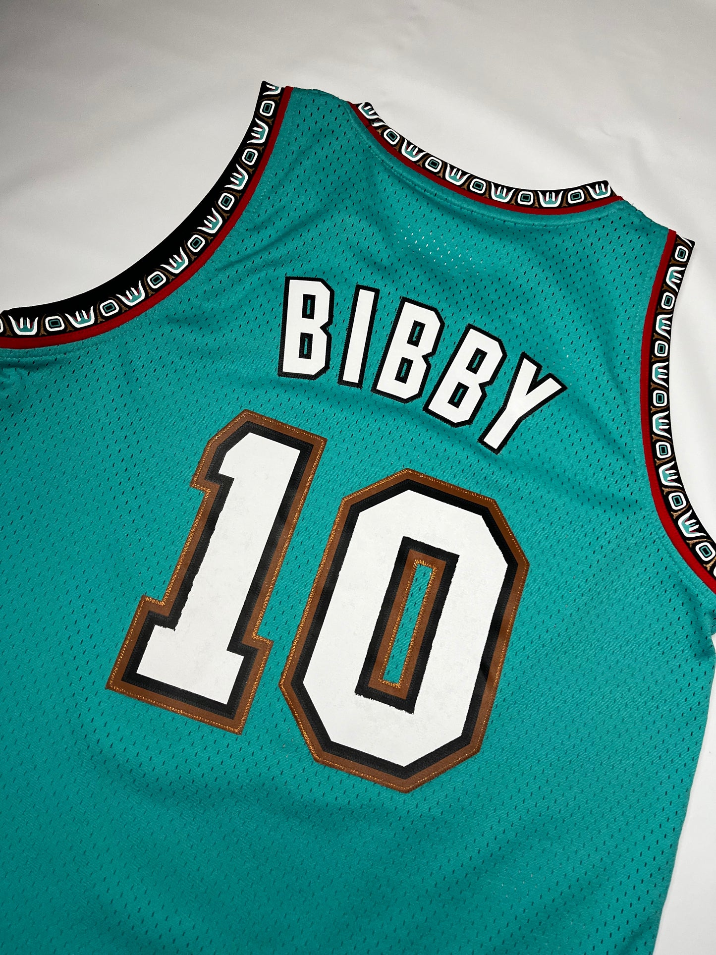 (M) Vancouver Grizzlies Mike Bibby Jersey