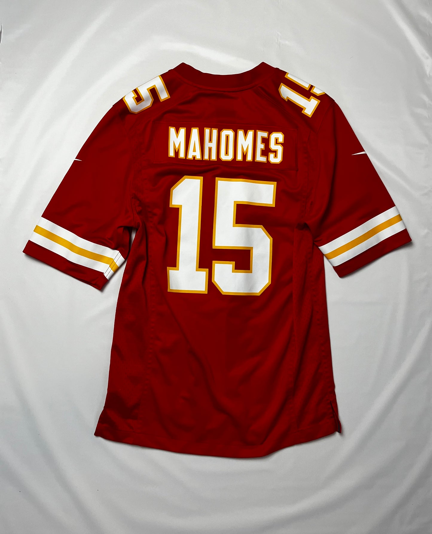 (S) Patrick Mahomes jersey